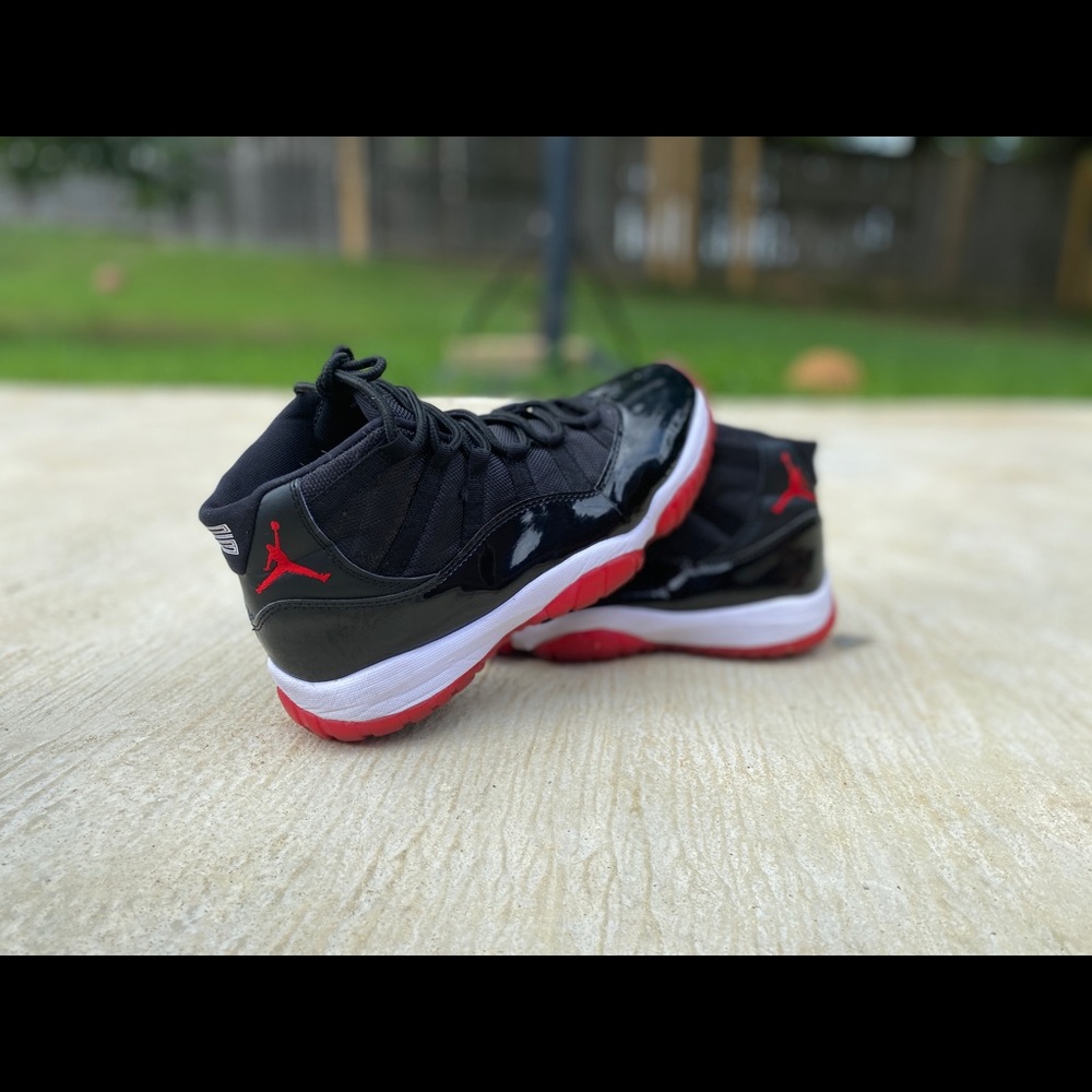 Jordan 11 Playoff Bred